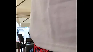 en la terraza del bar